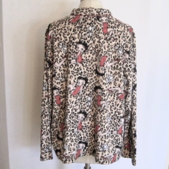 Betty Boop Fleece Pajama Top - Picture 3 of 6